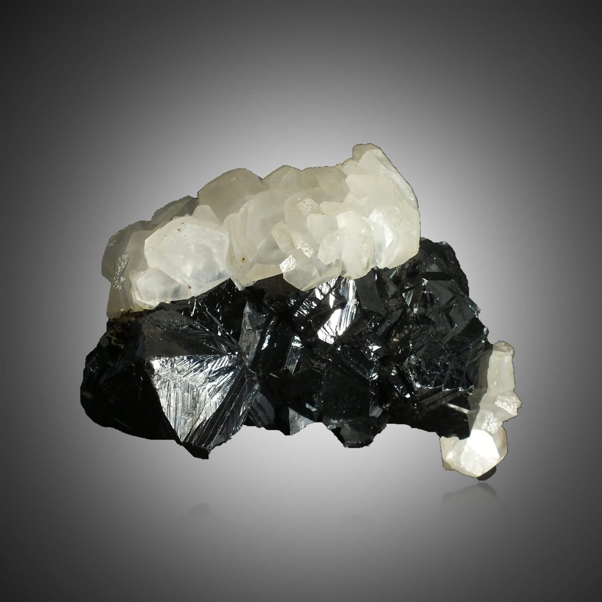 Sphalerite with Calcite