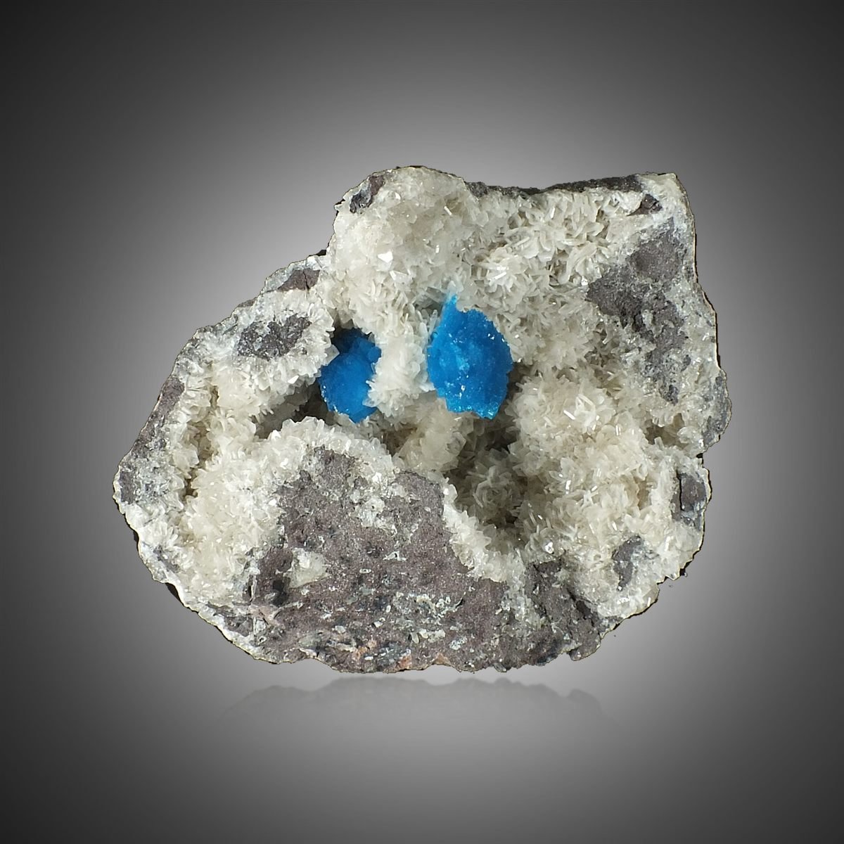 Cavansite with Heulandite photo 3