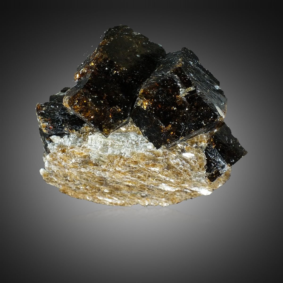 Dravite photo 5