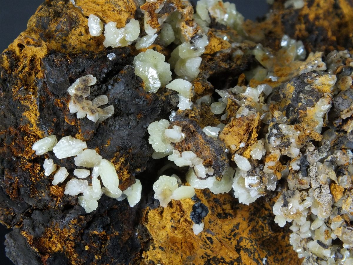 Cerussite photo 4