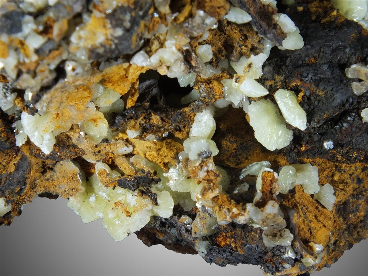Cerussite photo 8
