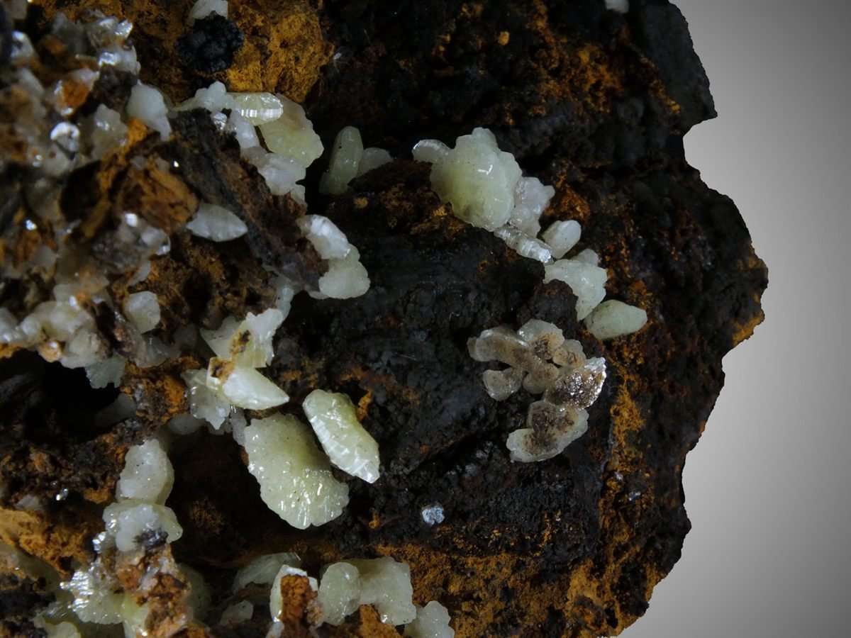Cerussite photo 9
