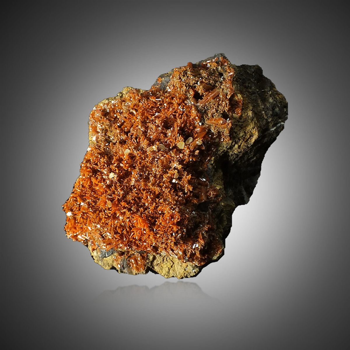 Crocoite with Cerussite photo 2