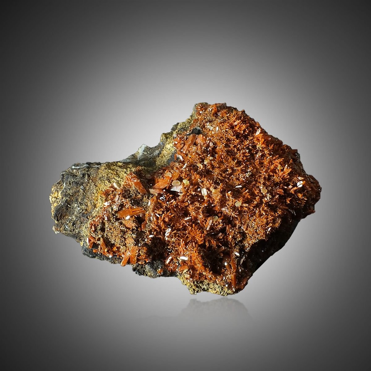 Crocoite with Cerussite photo 4