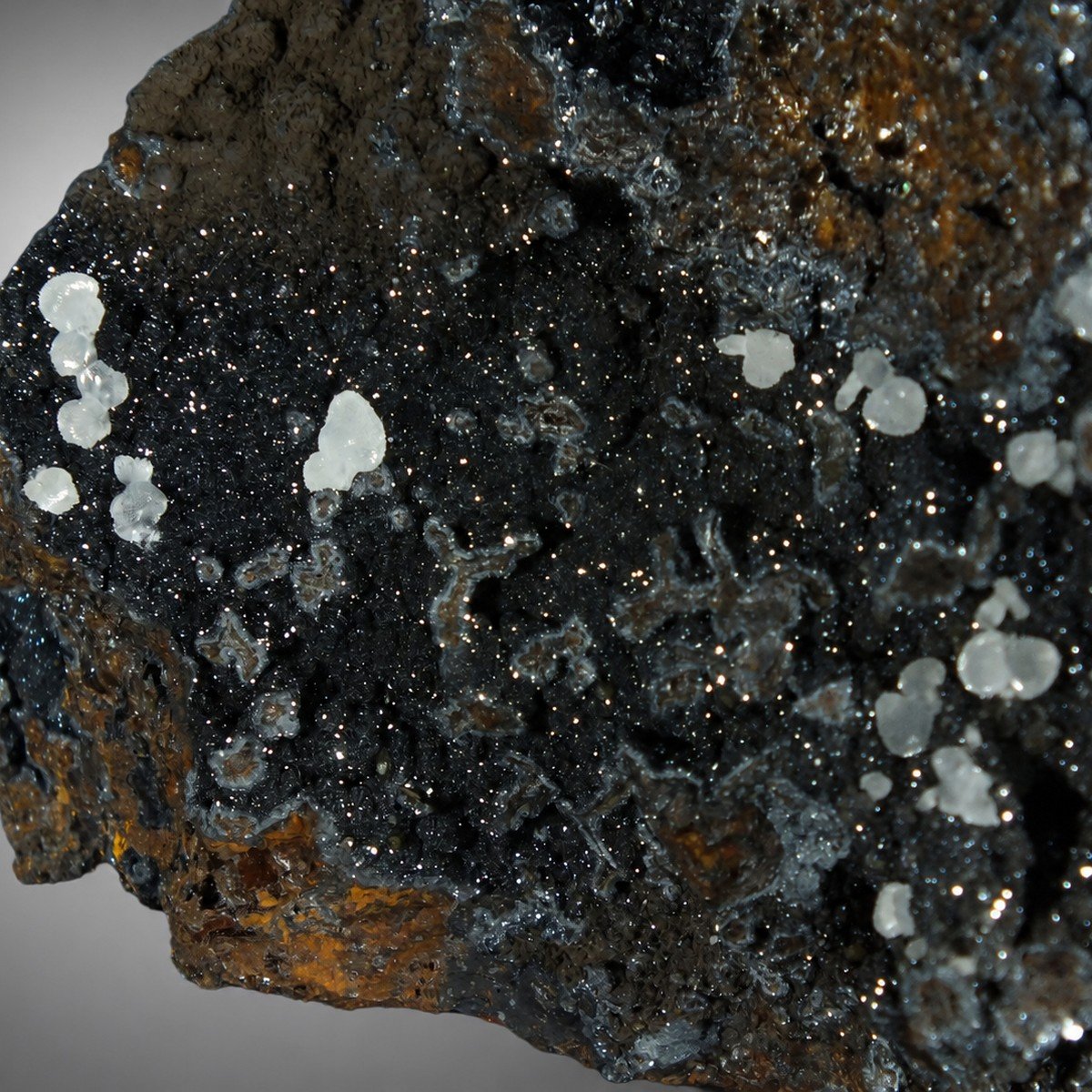 Chalcophanite with Smithsonite photo 7