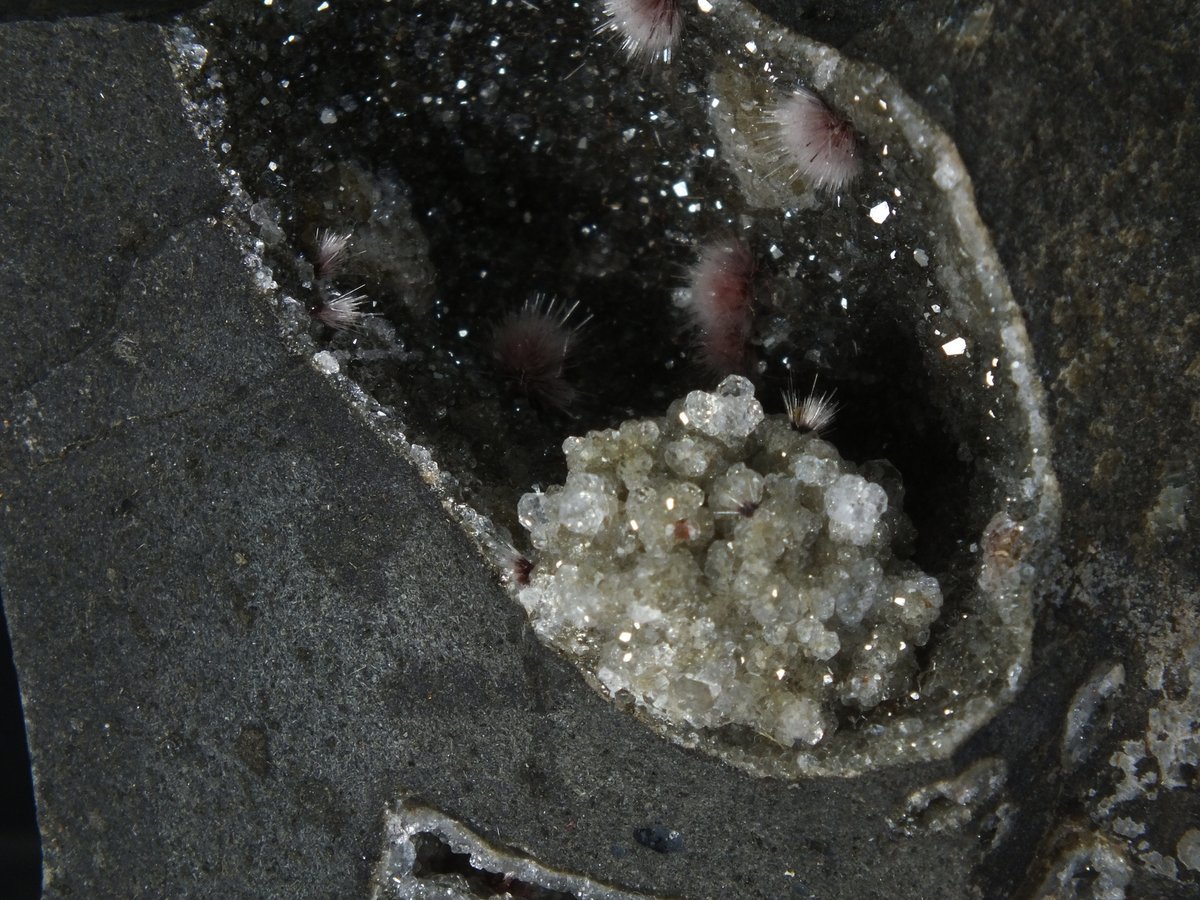 Natrolite with Analcime photo 3