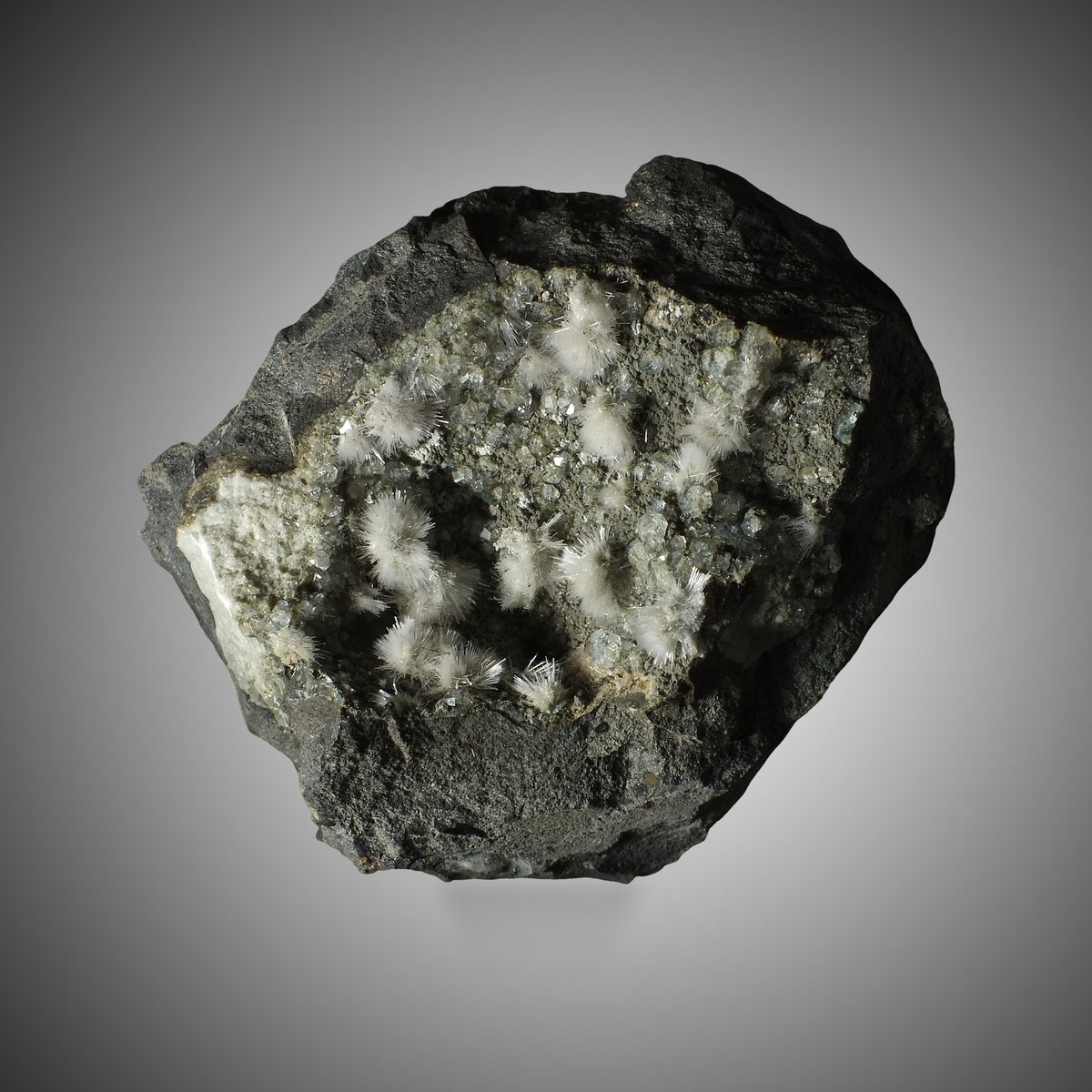 Natrolite with Analcime