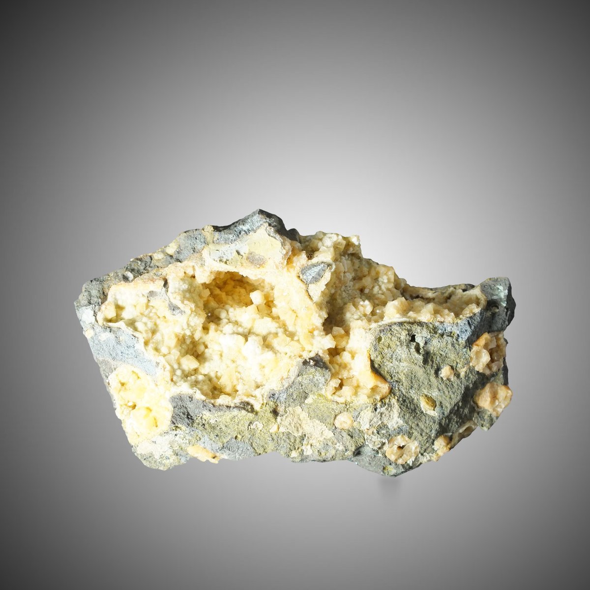Chabazite photo 2