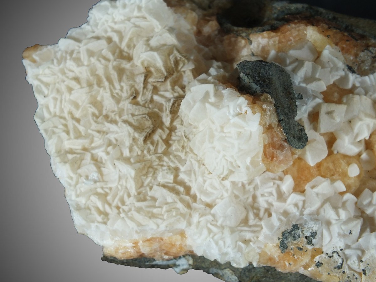 Calcite with Chabazite photo 4