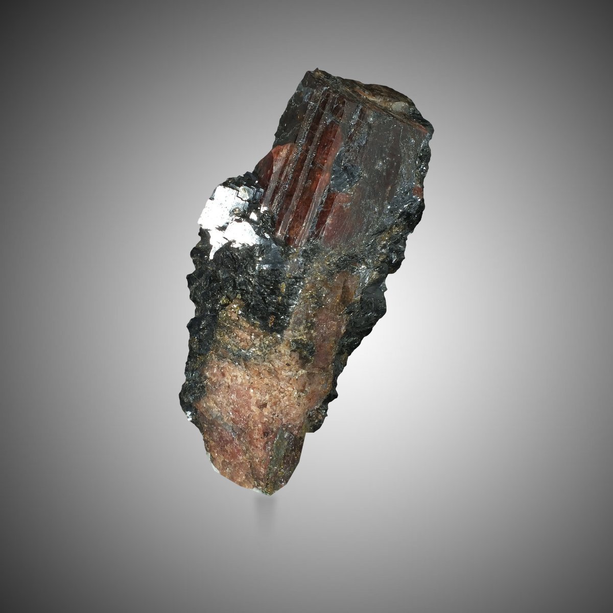 Rhodonite photo 3