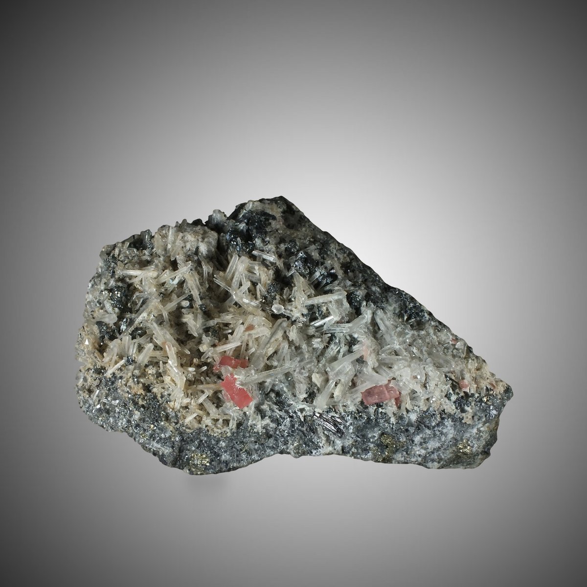 Rhodochrosite with Quartz & Hübnerite photo 2