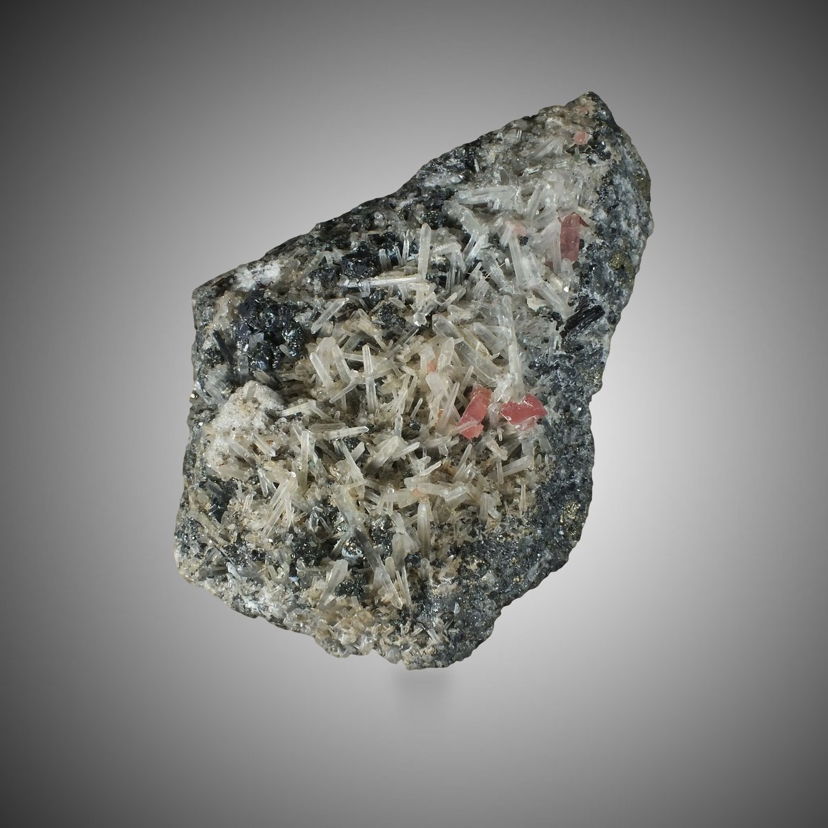 Rhodochrosite with Quartz & Hübnerite photo 7