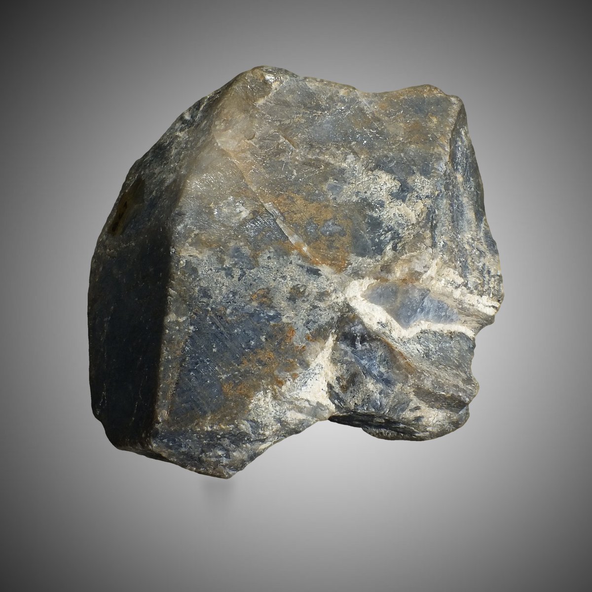 Corundum photo 5