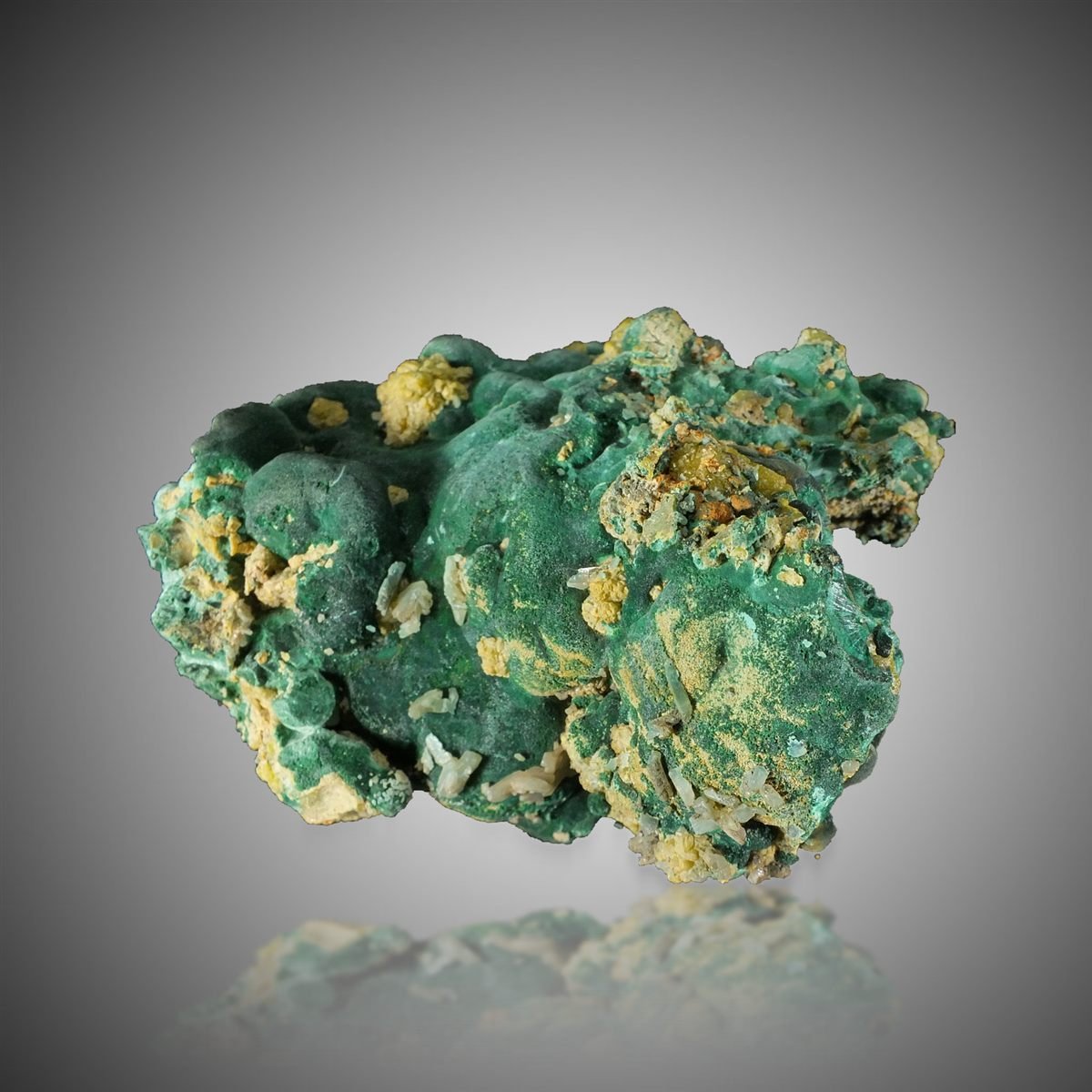 Pyromorphite with Malachite photo 7
