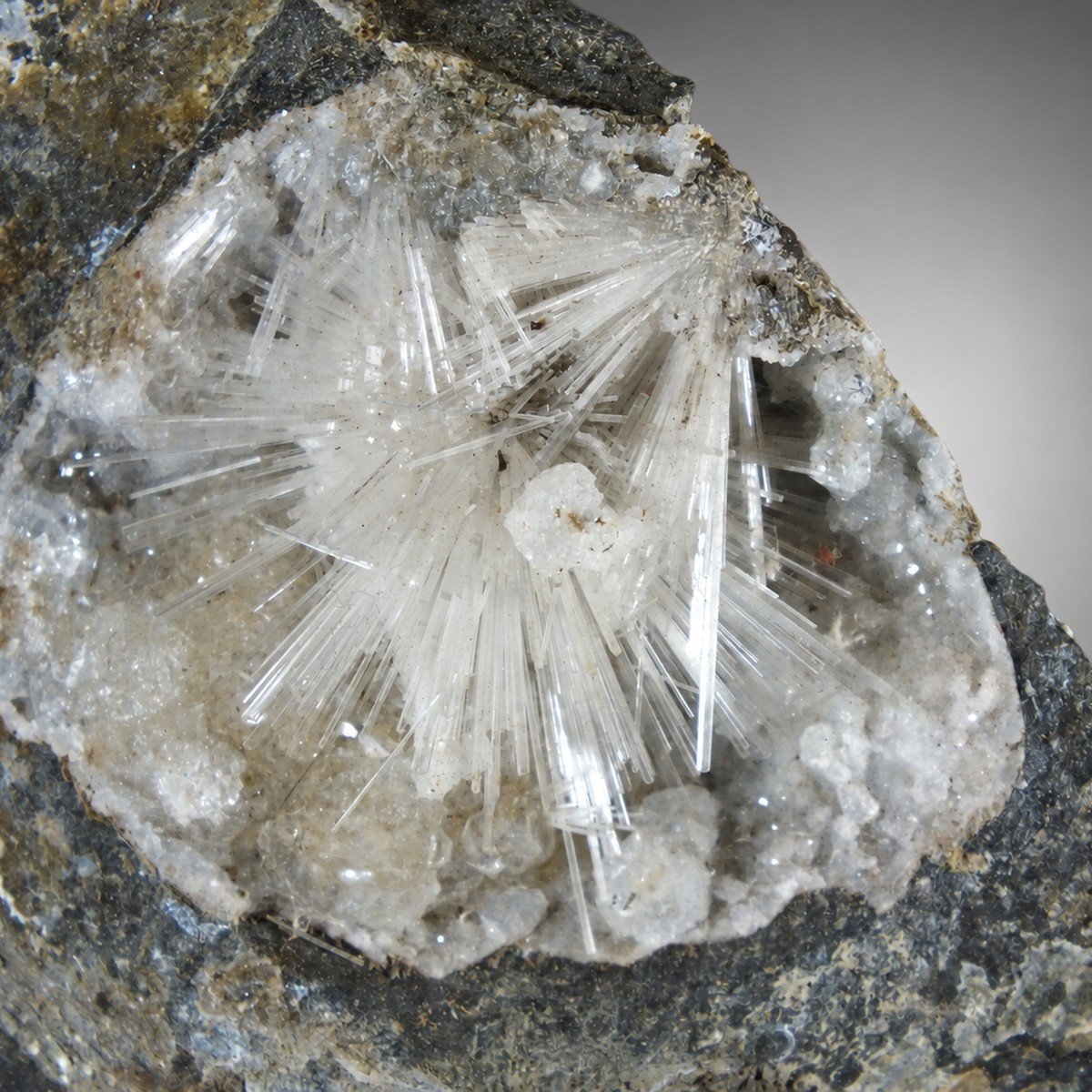 Natrolite photo 7