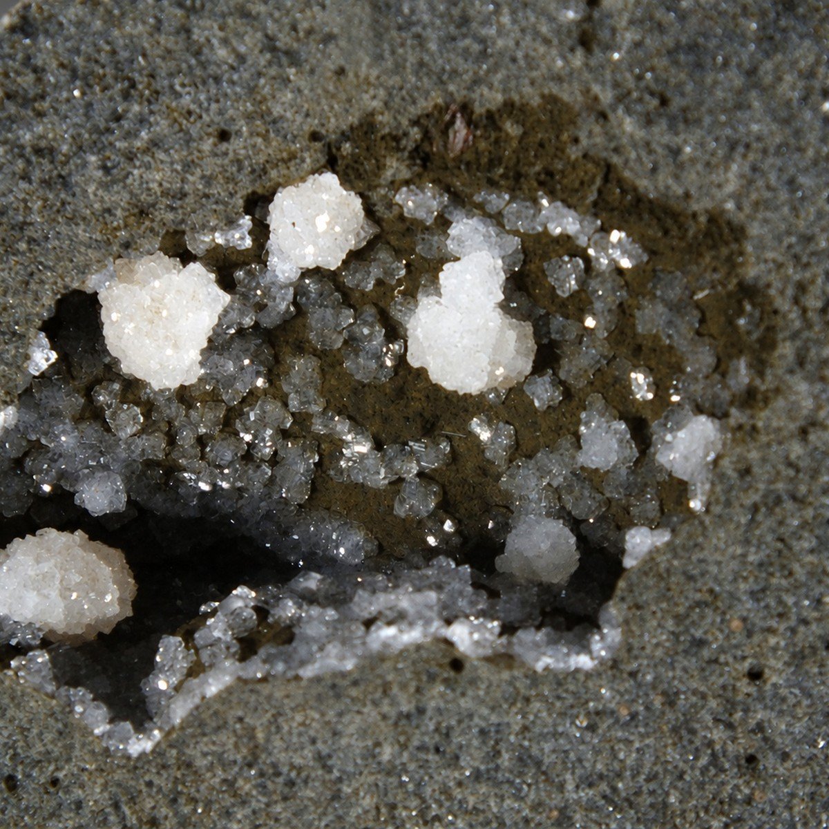 Phillipsite with Chabazite photo 6