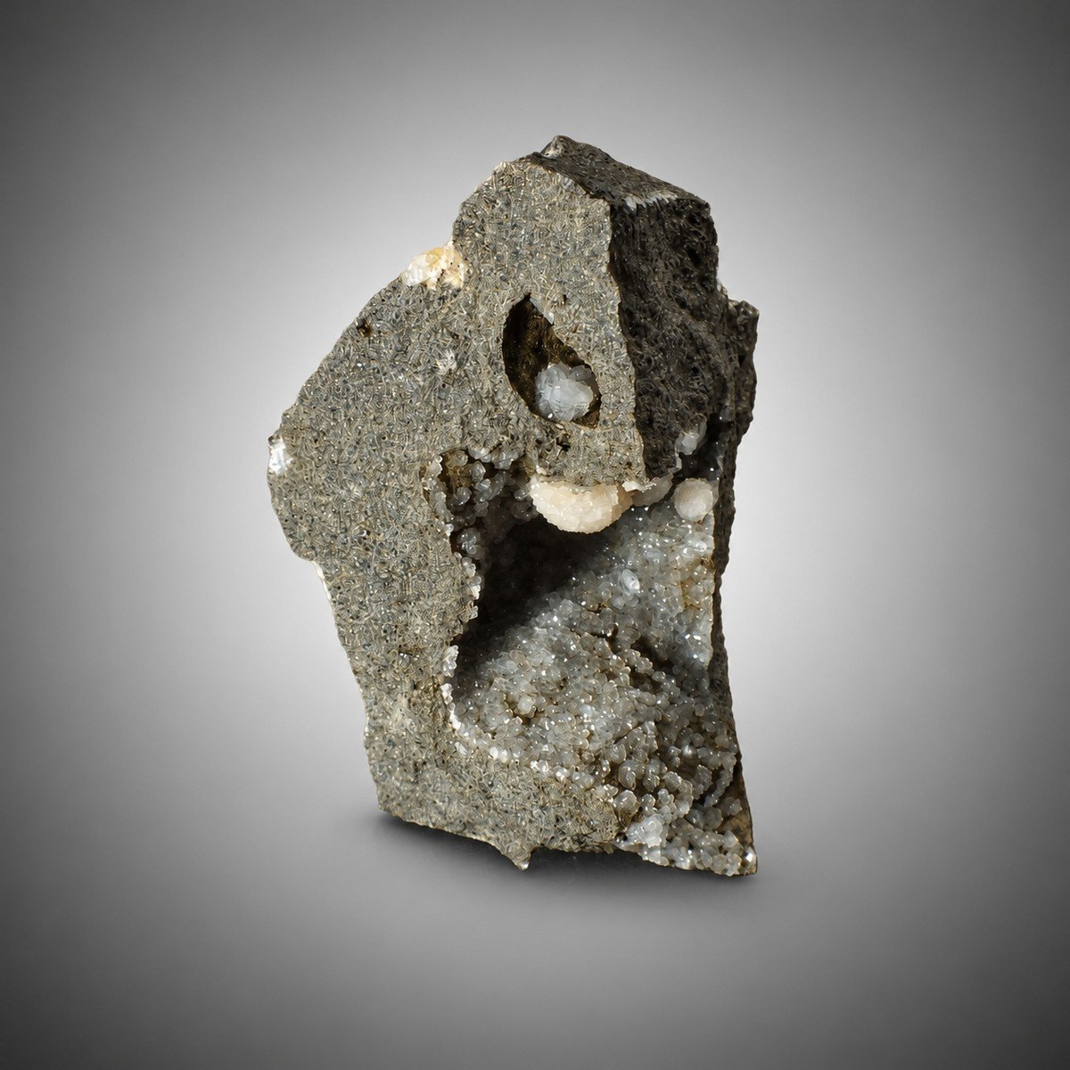 Phillipsite photo 2